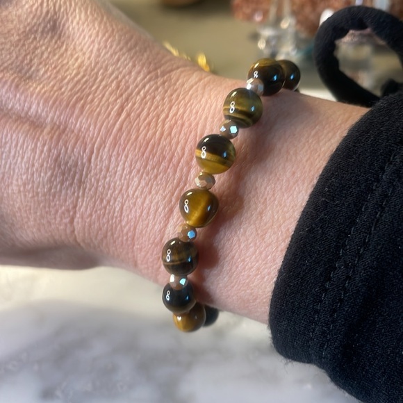 Tigers 🐅 eye bracelet in 7” - Picture 3 of 4